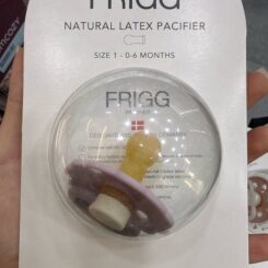 Пустышка FRIGG Daisy латексная со щитком-маргариткой, 0–6 и 6–18 мес — купить в Ташкенте | Brandyol.uz