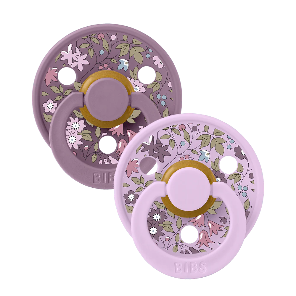 So‘rg‘ich Bibs X Liberty Colour Chamomile Lawn - Violet Sky Mix (Bibs) 1 So‘rg‘ich Bibs X Liberty Colour Chamomile Lawn - Violet Sky Mix