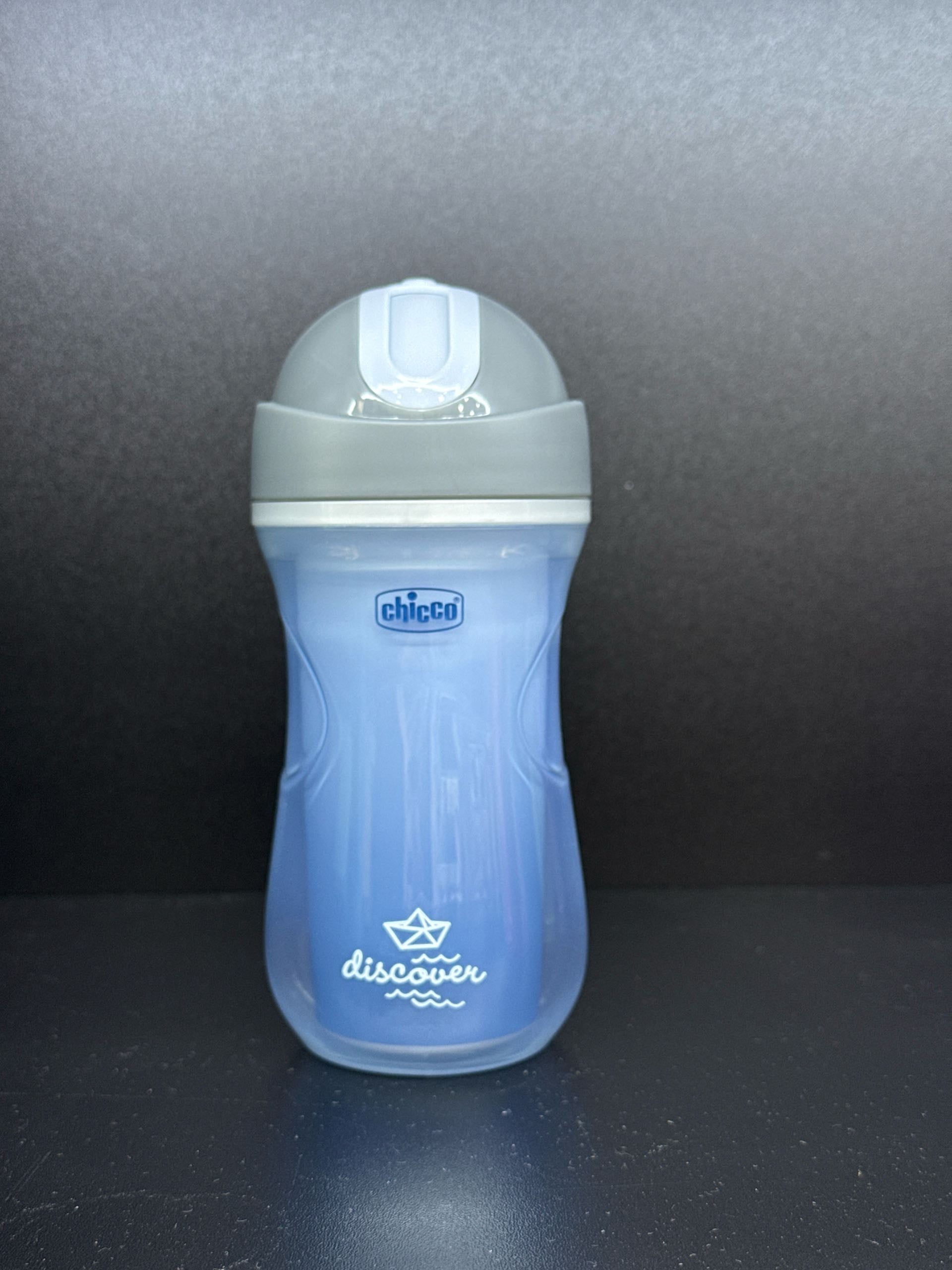 Chicco Insulated Rim Spout Trainer — поильник 260 мл с клапаном, 12м+ () 1 Chicco Insulated Rim Spout Trainer — поильник 260 мл с клапаном, 12м+